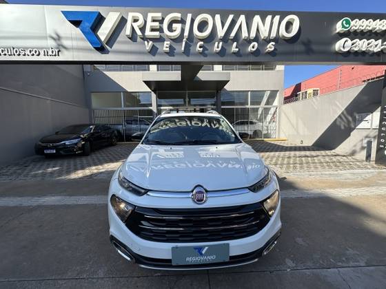 FIAT TORO 2.0 16V TURBO DIESEL VOLCANO 4WD AT9